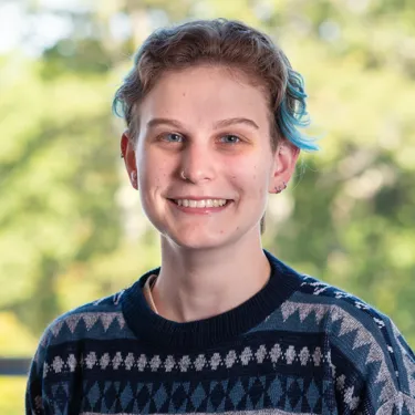 Headshot of Robyn Rollo