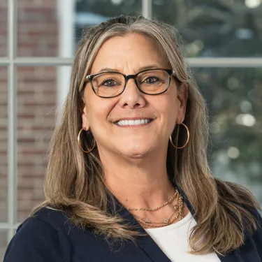 Headshot of Gayle Travers