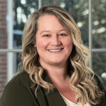 Headshot of Hillary Littlefield