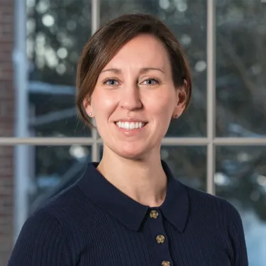 Headshot of Julie Bliven