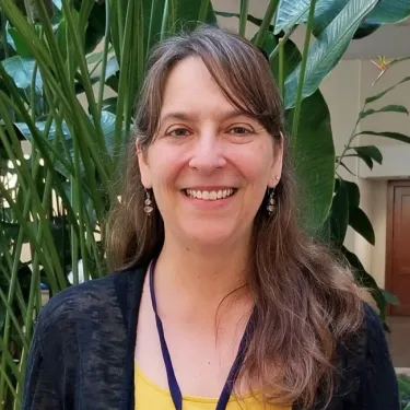 Headshot of Jennifer Tuttle
