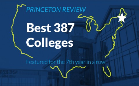 Graphic of U.S. map showing UNE's location with text stating UNE is one of 387 Best Colleges