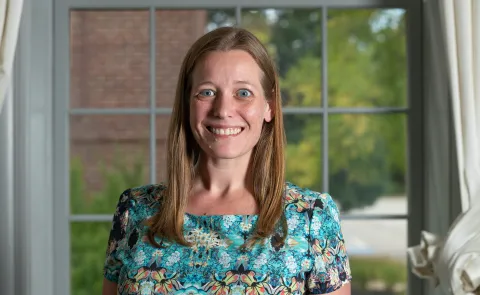 Headshot of Stephanie Nichols