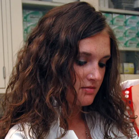 UNE Neuroscience alumni Jordan Faloon works in the Center for Excellence in Neuroscience