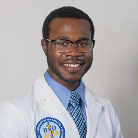 Headshot of U N E student Aryn Morgan