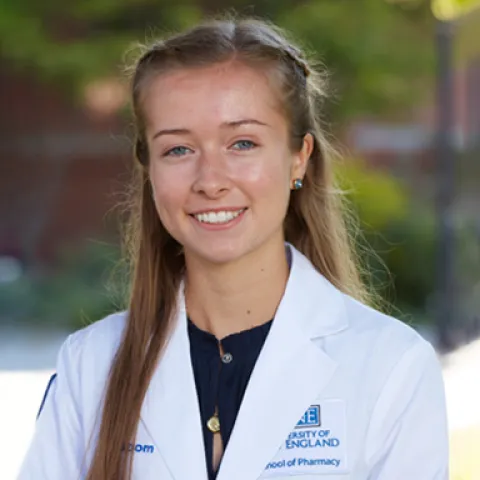 Headshot of U N E student Abigail Bloom