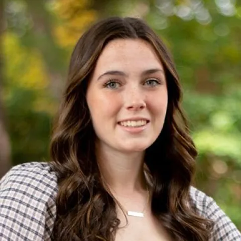 Portrait of U N E student Siobhan Smith