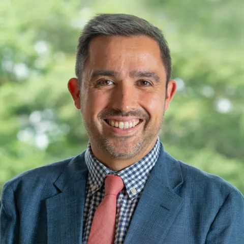 Headshot of Timothy Valenti