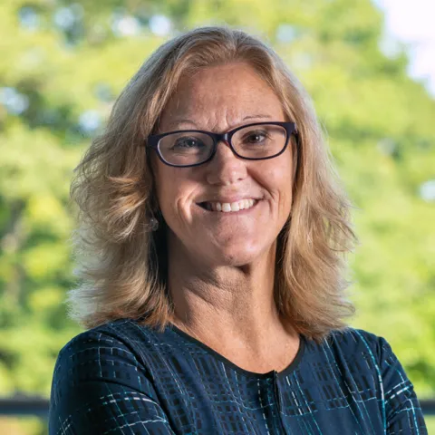 Headshot of Carolyn Morton
