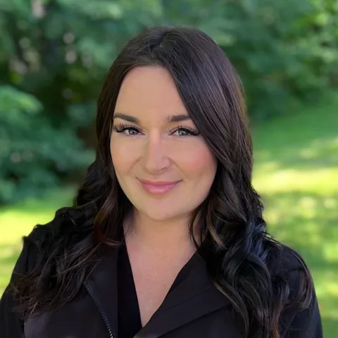 Headshot of Kaitlyn Heath