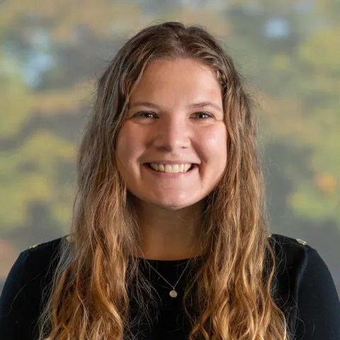 Headshot of Sarah Porter