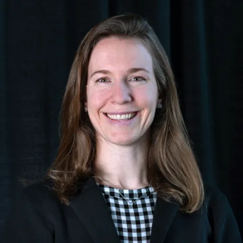 Headshot of Elise Ostensson