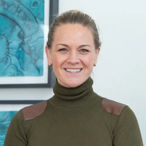 Headshot of Lindsey Fitzsimons
