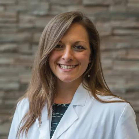 Headshot of Stephanie Podolski