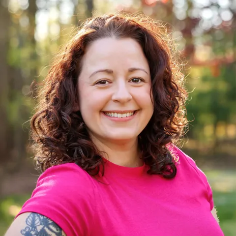 Headshot of Daniela Garsuta