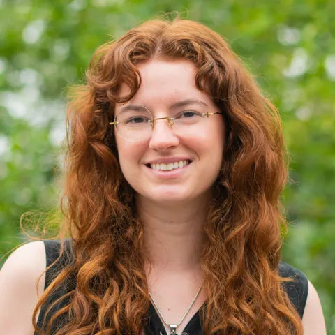 Headshot of Emily Wood