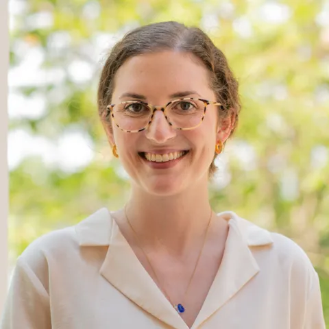 Headshot of Rachel Tiedemann