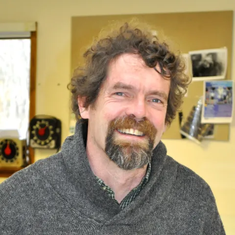 Stephen Burt